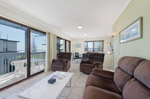Beach House Holiday Apartments - New South Wales Tourism  22