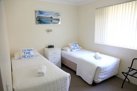 Beach House Holiday Apartments - New South Wales Tourism  24
