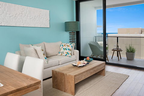 Arena Luxury Beachfront Apartment - New South Wales Tourism  44