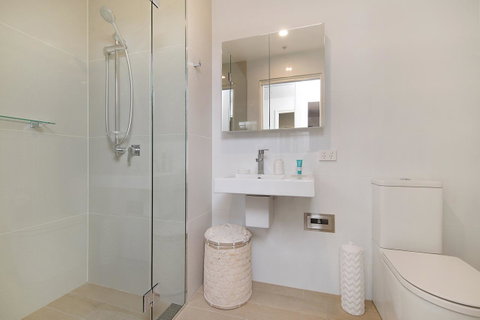 Arena Luxury Beachfront Apartment - New South Wales Tourism  25