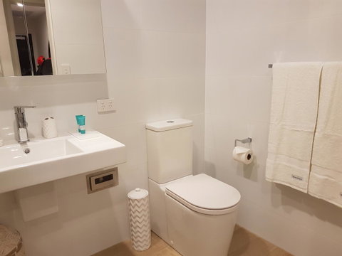 Arena Luxury Beachfront Apartment - New South Wales Tourism  30