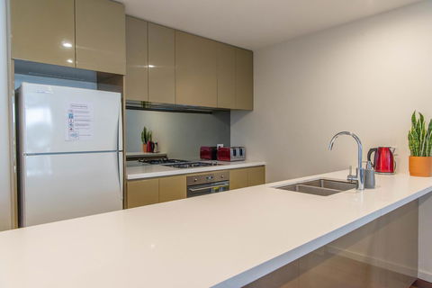 Sydney CBD Brand New Apartments With Hyde Park View - New South Wales Tourism  9