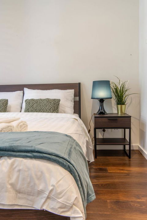 Sydney CBD Brand New Apartments With Hyde Park View - New South Wales Tourism  16