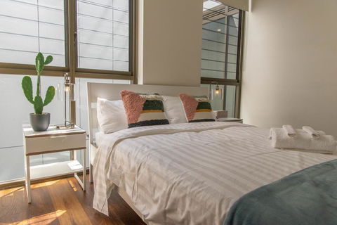 Sydney CBD Brand New Apartments With Hyde Park View - New South Wales Tourism  12
