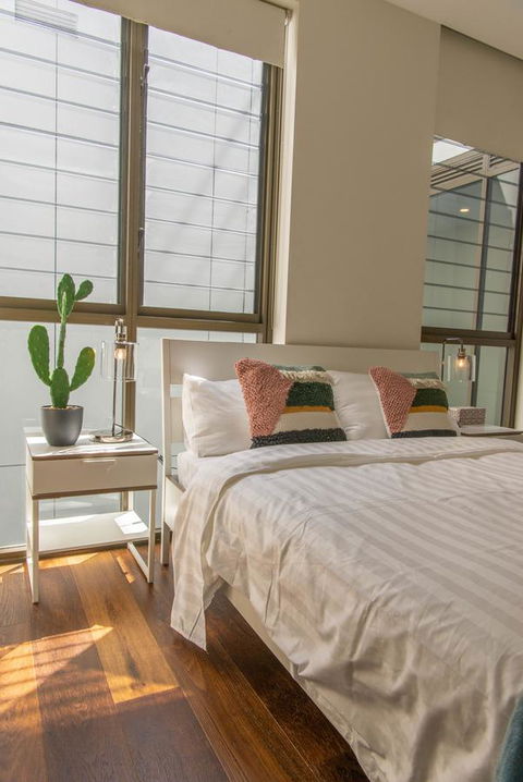 Sydney CBD Brand New Apartments With Hyde Park View - New South Wales Tourism  11