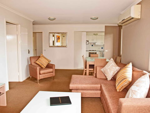 South Pacific Apartments - New South Wales Tourism  14