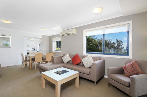 South Pacific Apartments - New South Wales Tourism  10