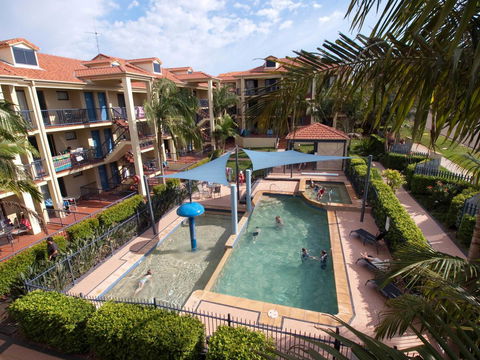 South Pacific Apartments - New South Wales Tourism  2