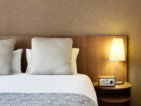 Hotel Urban St Leonards - New South Wales Tourism  6