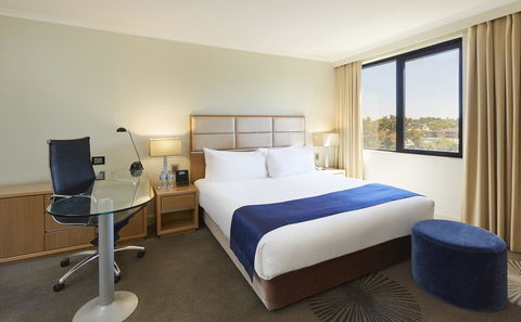 Holiday Inn Parramatta, An IHG Hotel - New South Wales Tourism  3