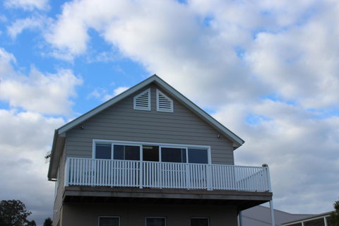 Red Waratah - New South Wales Tourism  9