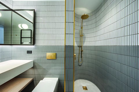 Vibe Hotel Sydney Darling Harbour - New South Wales Tourism  2