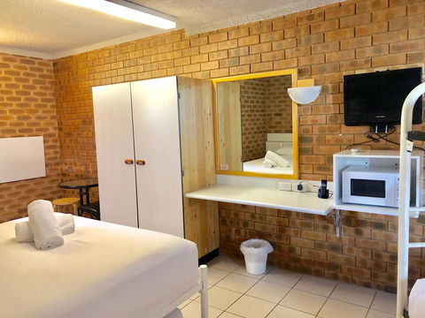 Marco Polo Motor Inn Sydney - New South Wales Tourism  15