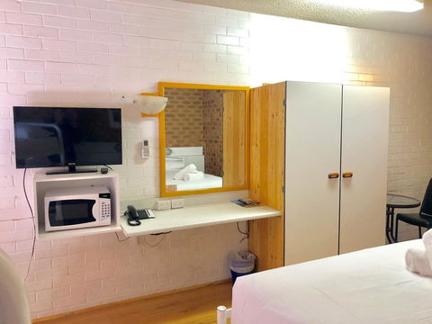 Marco Polo Motor Inn Sydney - New South Wales Tourism  11