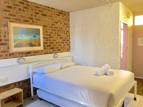 Marco Polo Motor Inn Sydney - New South Wales Tourism  12