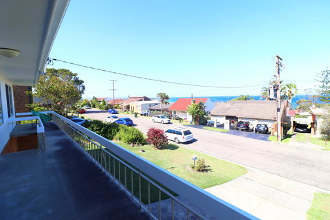 Coastal Horizons Beach House - New South Wales Tourism  9