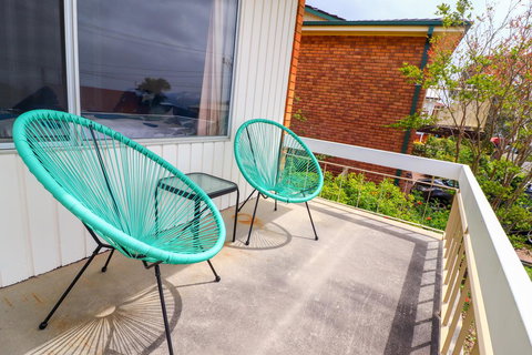 Coastal Horizons Beach House - New South Wales Tourism  13