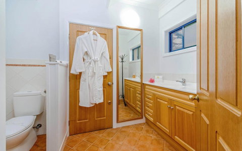 Coast Yamba - Adults Only - New South Wales Tourism  20