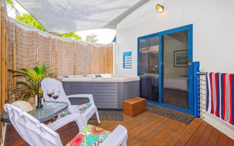 Coast Yamba - Adults Only - New South Wales Tourism  11