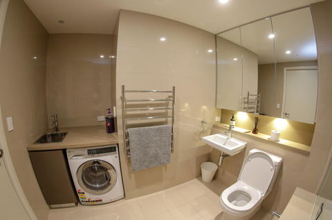 Olympic Park Sunshine 2 Bedrooms Apts With Private Parking - New South Wales Tourism  16