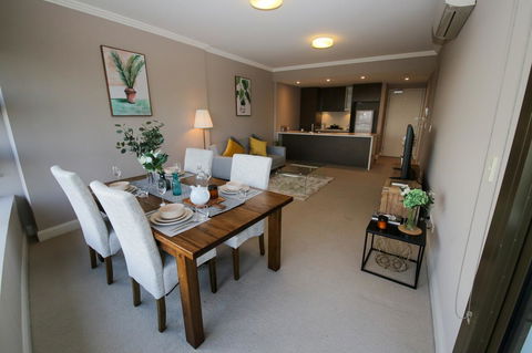 Olympic Park Sunshine 2 Bedrooms Apts With Private Parking - New South Wales Tourism  10