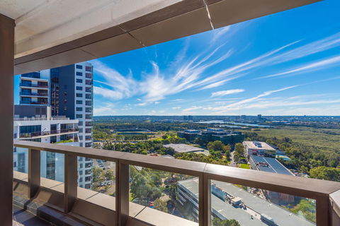 Olympic Park Sunshine 2 Bedrooms Apts With Private Parking - New South Wales Tourism  0
