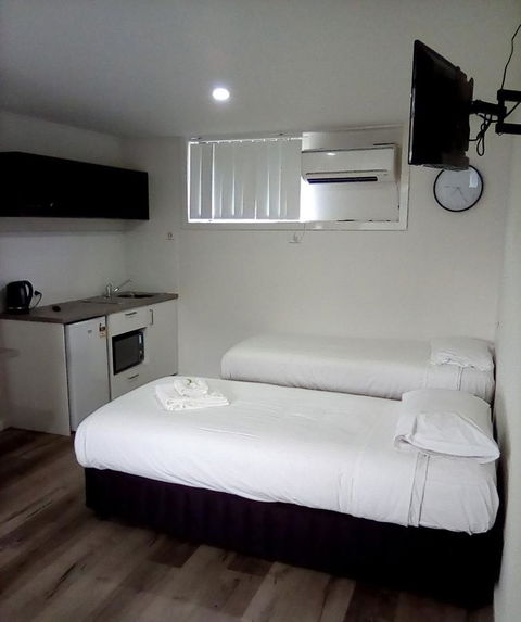 Appin Village Motel - New South Wales Tourism  18