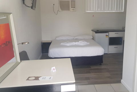 Appin Village Motel - New South Wales Tourism  13