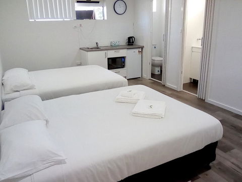 Appin Village Motel - New South Wales Tourism  9