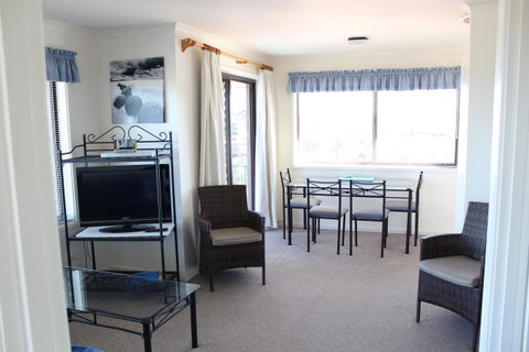 Narooma Palms Holiday Apartments - New South Wales Tourism  5
