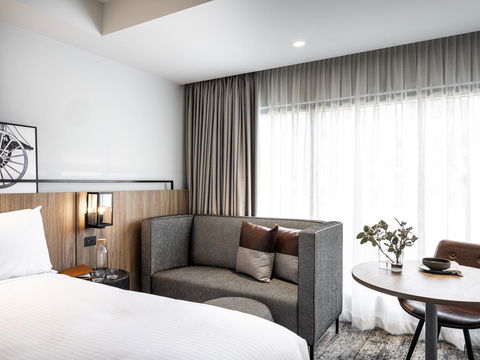 Mercure Sydney Rouse Hill - New South Wales Tourism  13