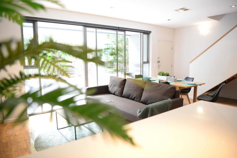 New SilkRoad Apartments Sydney - New South Wales Tourism  5