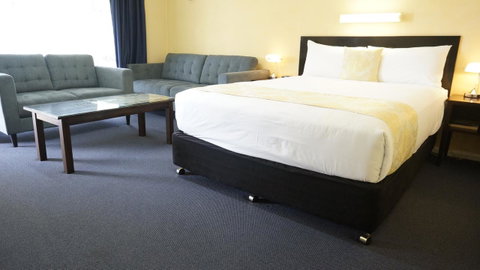 Highway Motor Inn Taree - New South Wales Tourism  13