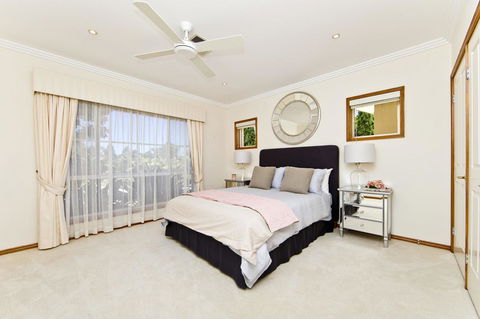 One Mile Mansion - Private Coastal Retreat FREE FAMILY ADVENTURE PASS - New South Wales Tourism  14