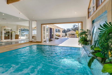 One Mile Mansion - Private Coastal Retreat FREE FAMILY ADVENTURE PASS - New South Wales Tourism  5