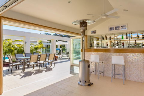 One Mile Mansion - Private Coastal Retreat FREE FAMILY ADVENTURE PASS - New South Wales Tourism  19