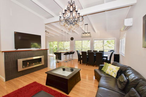 Wildlife Lodge Katoomba - New South Wales Tourism  13