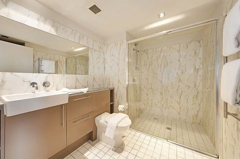 Wyndel Apartments North Sydney - Harbour Watch - New South Wales Tourism  5