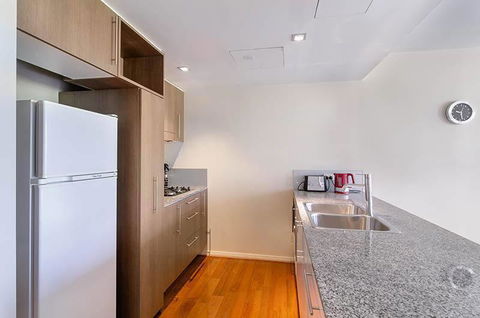 Wyndel Apartments North Sydney - Harbour Watch - New South Wales Tourism  10