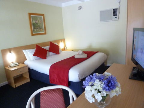 Sky Rider Motor Inn - New South Wales Tourism  1