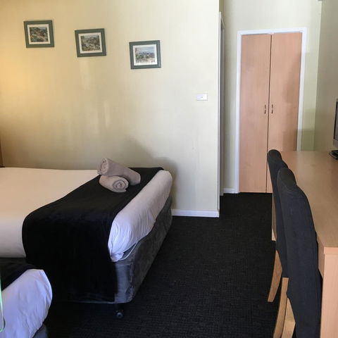 Sky Rider Motor Inn - New South Wales Tourism  26