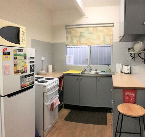 Kon Tiki Apartments - New South Wales Tourism  21