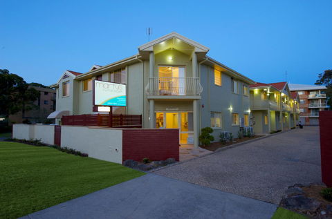 Marty's @ Little Beach - New South Wales Tourism  4