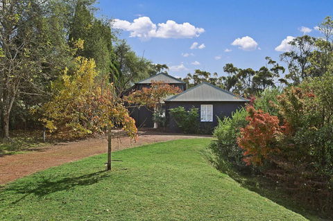 Mountainside B & B - New South Wales Tourism  22