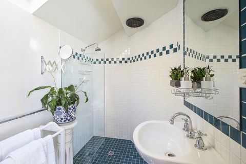 Mountainside B & B - New South Wales Tourism  19