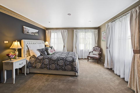 Mountainside B & B - New South Wales Tourism  21