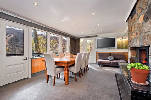 Pure Chalet Thredbo - New South Wales Tourism  16