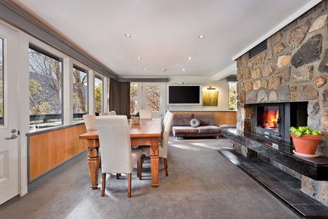 Pure Chalet Thredbo - New South Wales Tourism  14