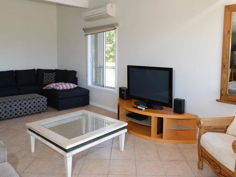 2 Cliff Road - New South Wales Tourism  9