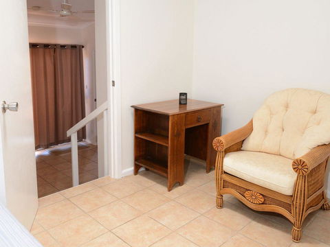 2 Cliff Road - New South Wales Tourism  10